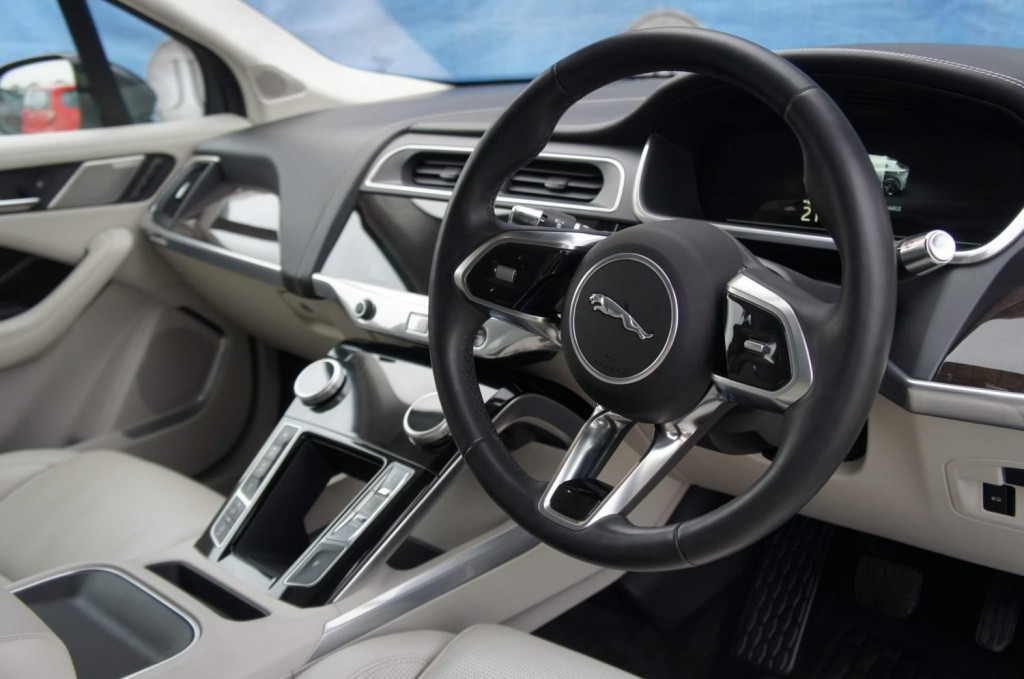 JAGUAR I-Pace