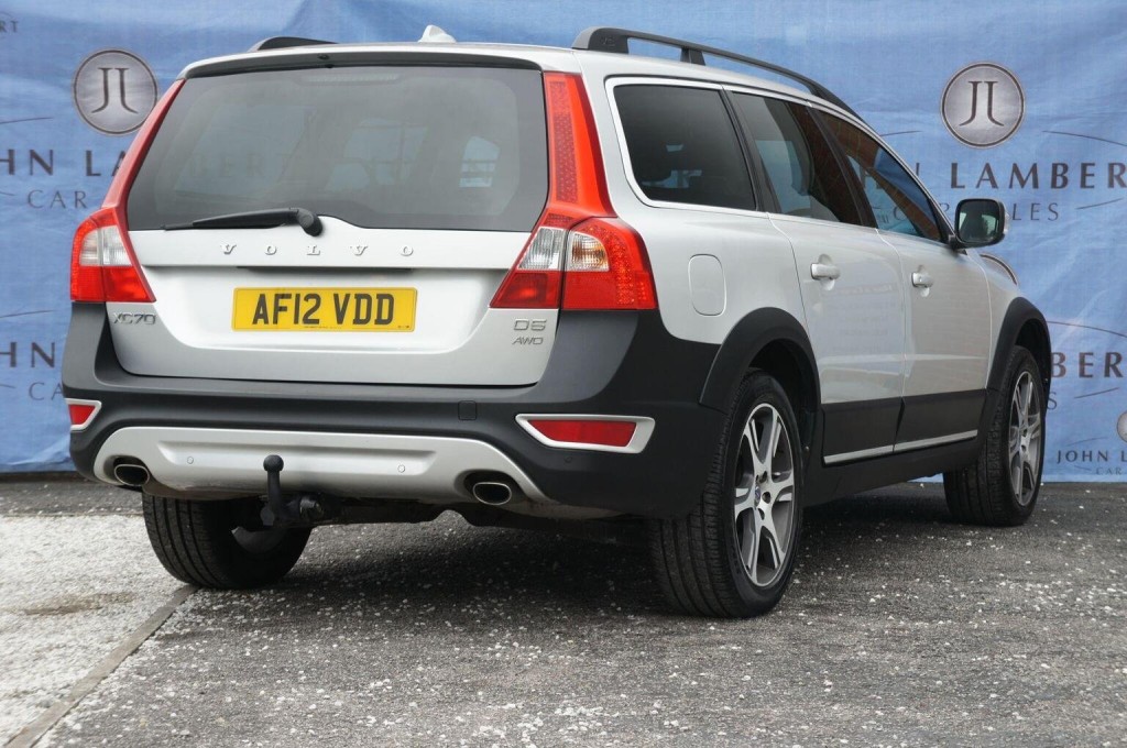 VOLVO XC70