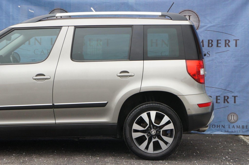 SKODA YETI