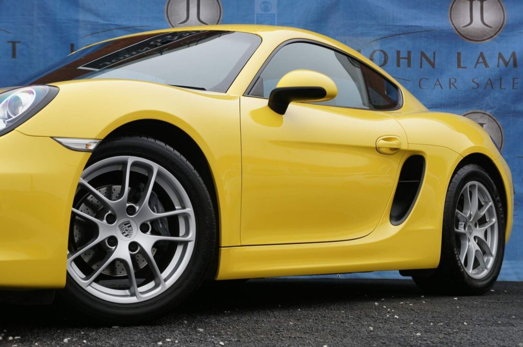 PORSCHE CAYMAN
