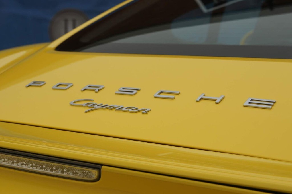 PORSCHE CAYMAN