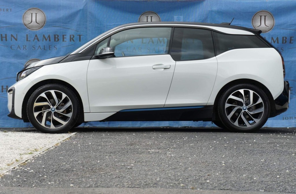 BMW I3