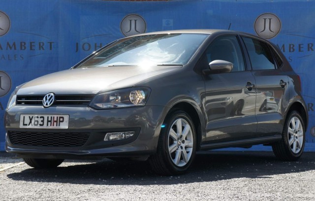 VOLKSWAGEN POLO