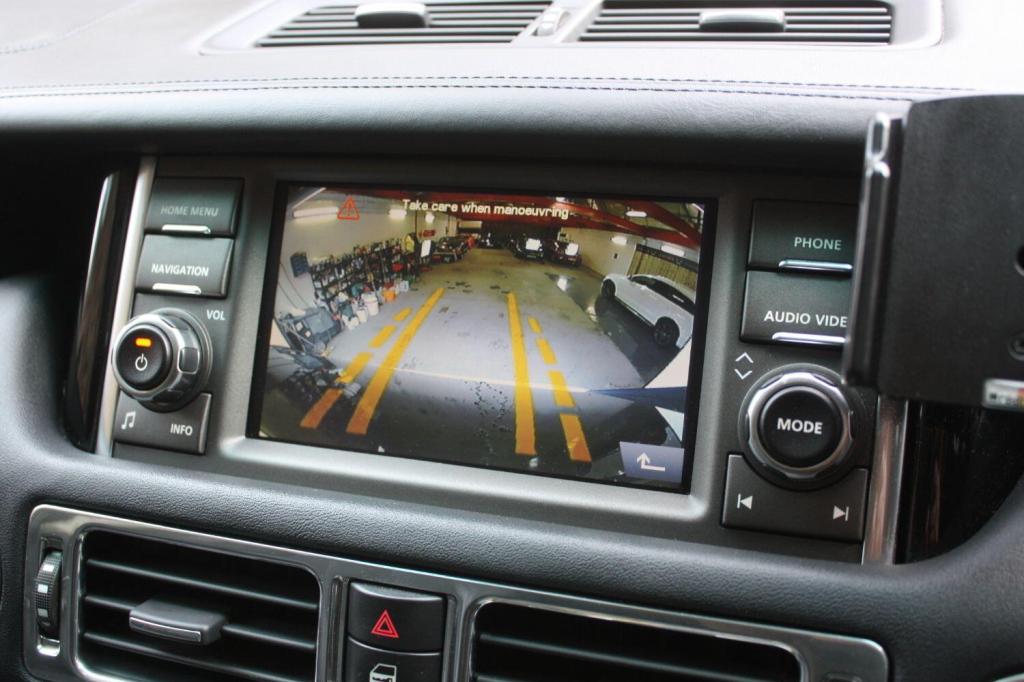 LAND ROVER RANGE ROVER