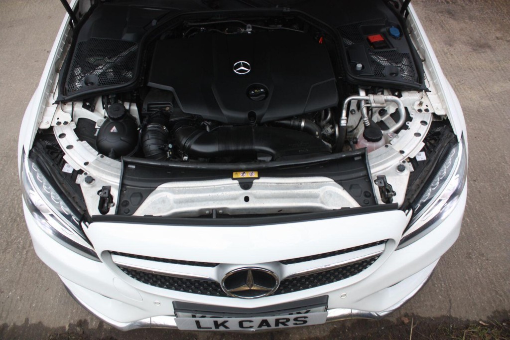 MERCEDES-BENZ C CLASS