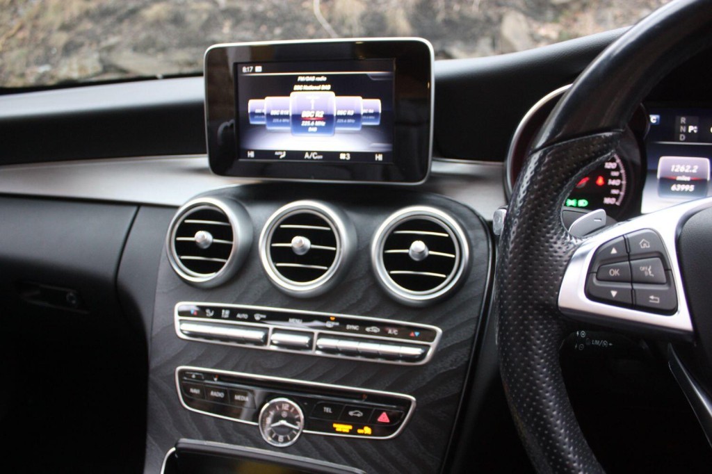 MERCEDES-BENZ C CLASS