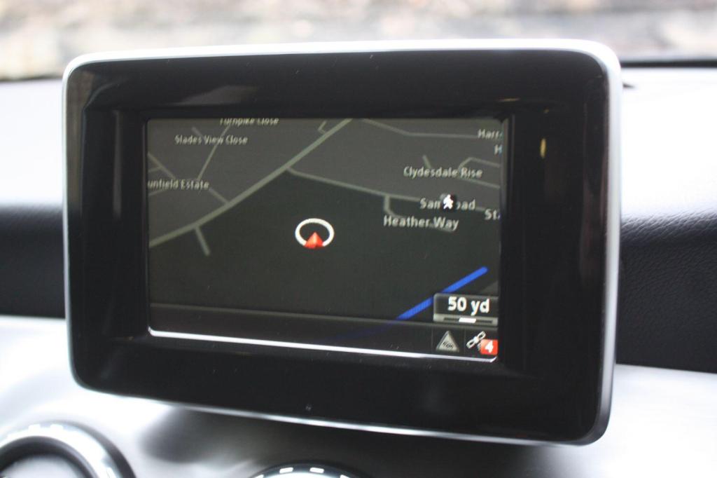 MERCEDES-BENZ GLA CLASS