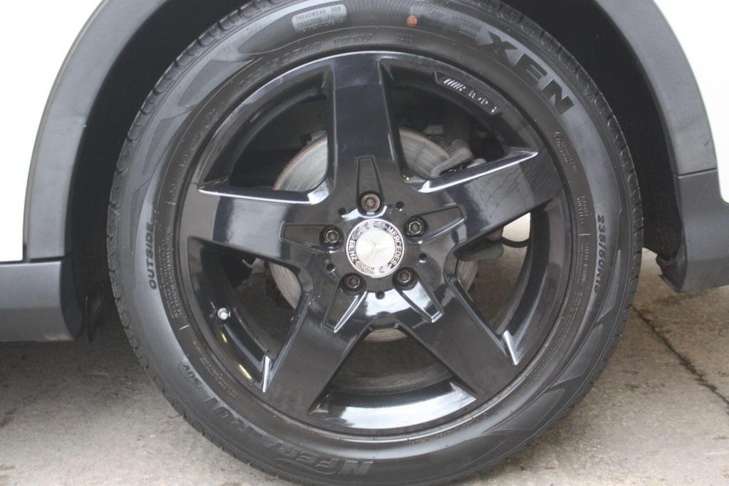 MERCEDES-BENZ GLA CLASS