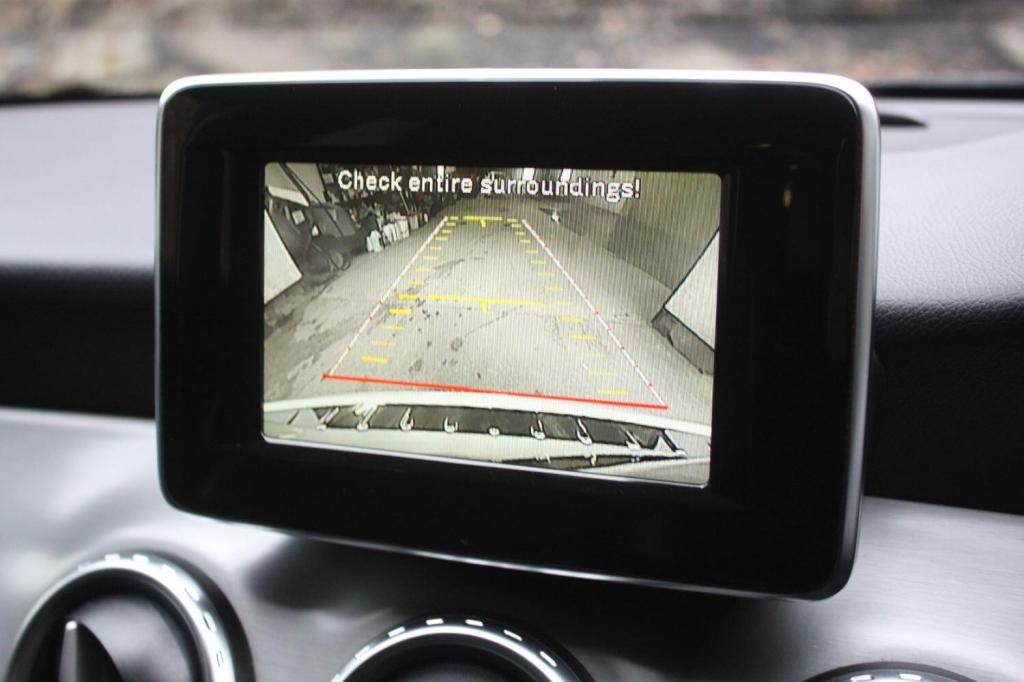 MERCEDES-BENZ GLA CLASS