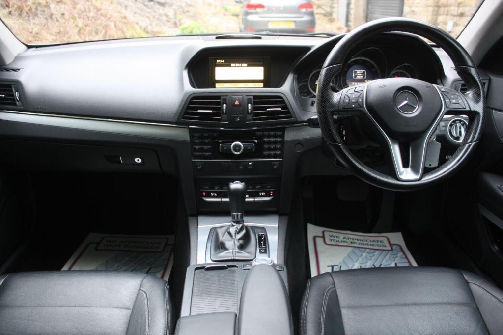 MERCEDES-BENZ E CLASS