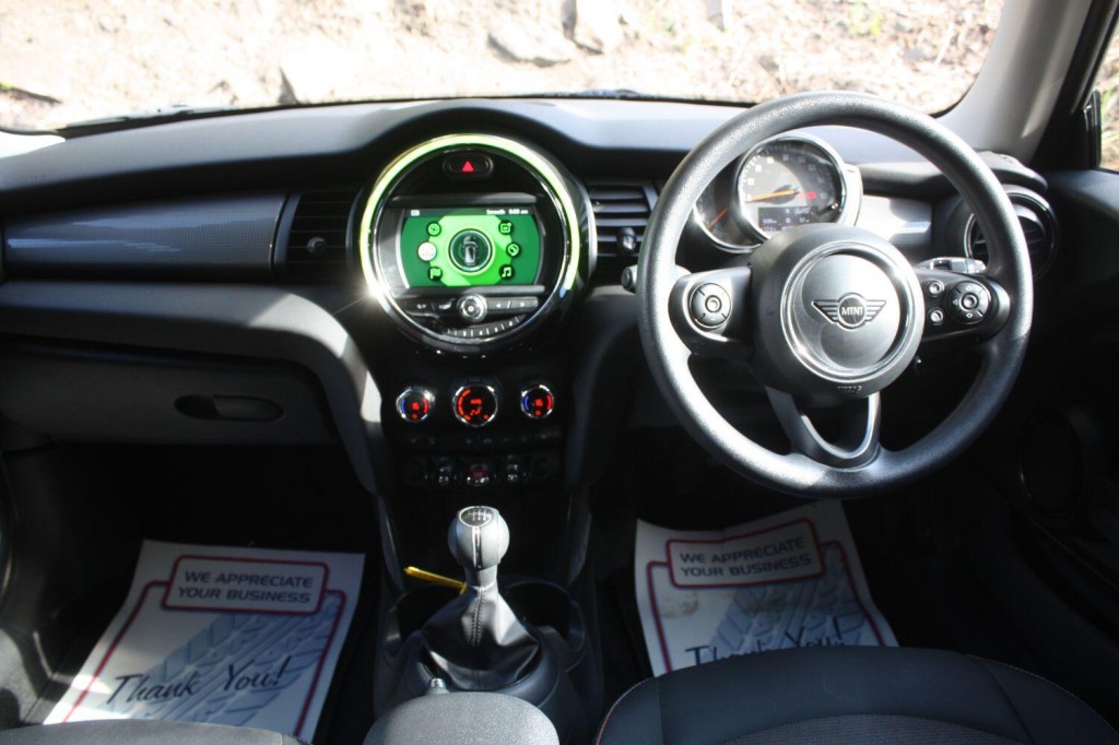 View MINI HATCH 1.5 3-Door Hatch Cooper Classic