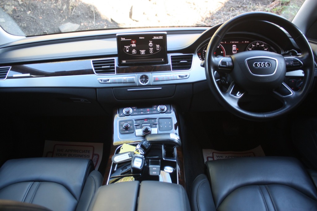 View AUDI A8 3.0 TDI V6 SE Executive