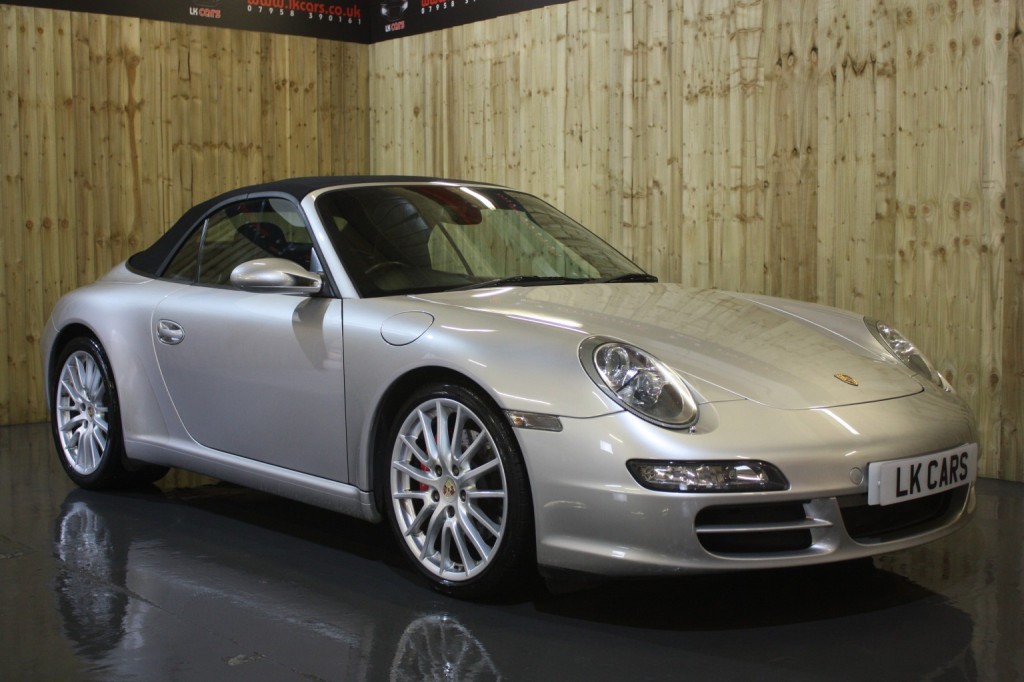 View PORSCHE 911 3.8 997 Carrera S