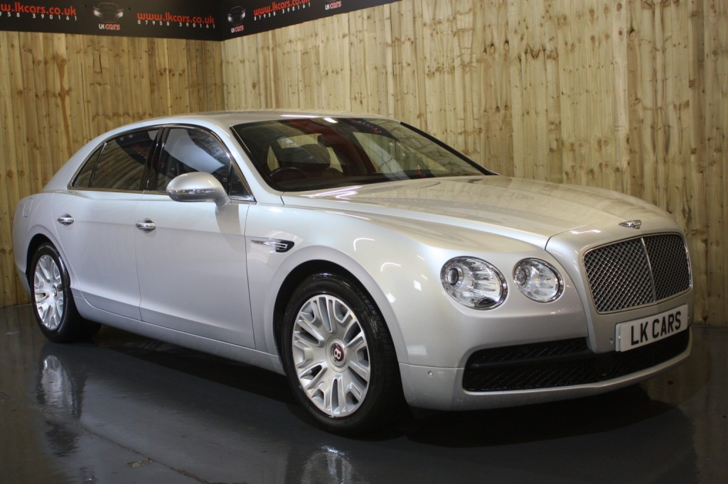 View BENTLEY FLYING SPUR 4.0 V8