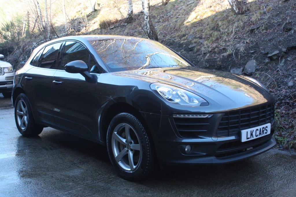 View PORSCHE MACAN 3.0 V6 S