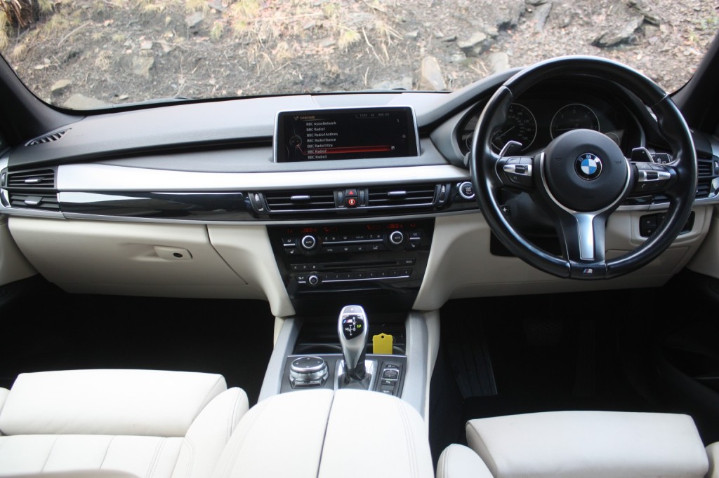 View BMW X5 3.0 X5 M50d