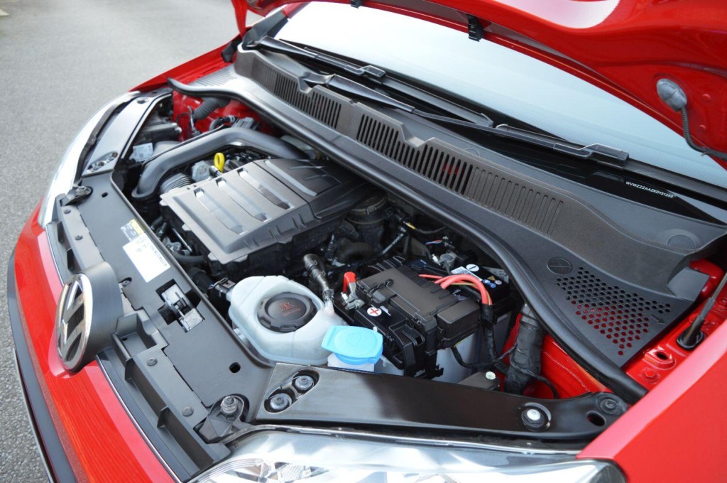 VOLKSWAGEN UP