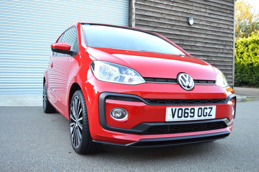 VOLKSWAGEN UP