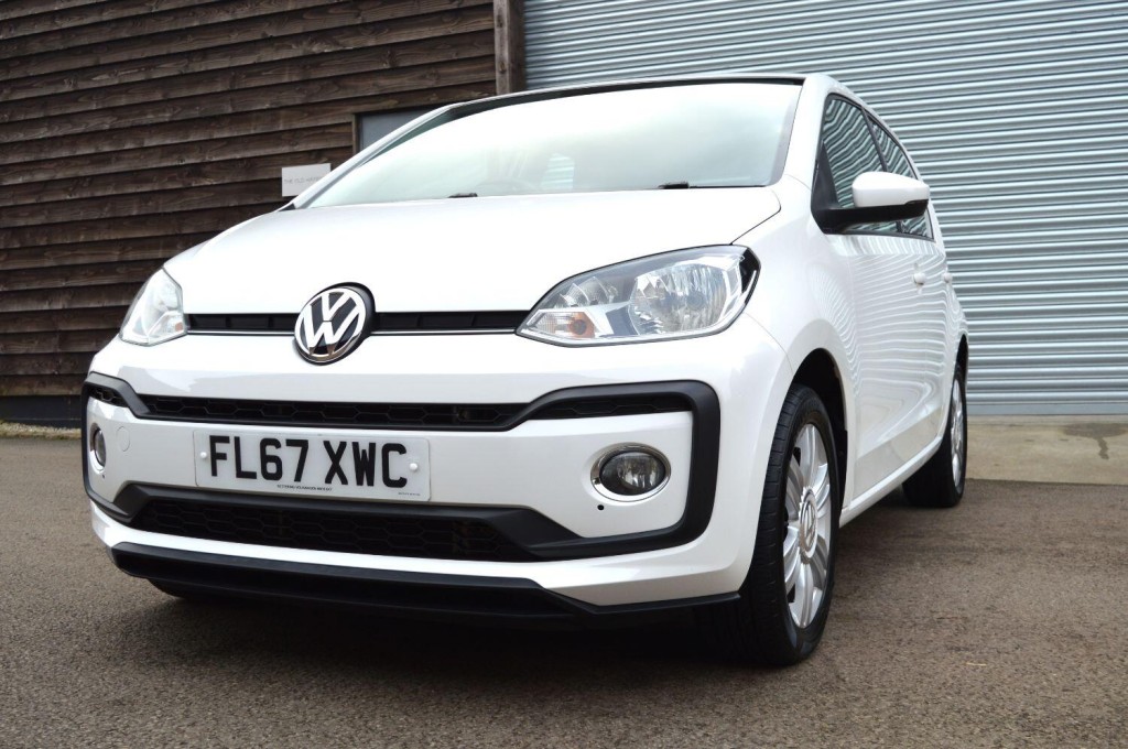 VOLKSWAGEN UP
