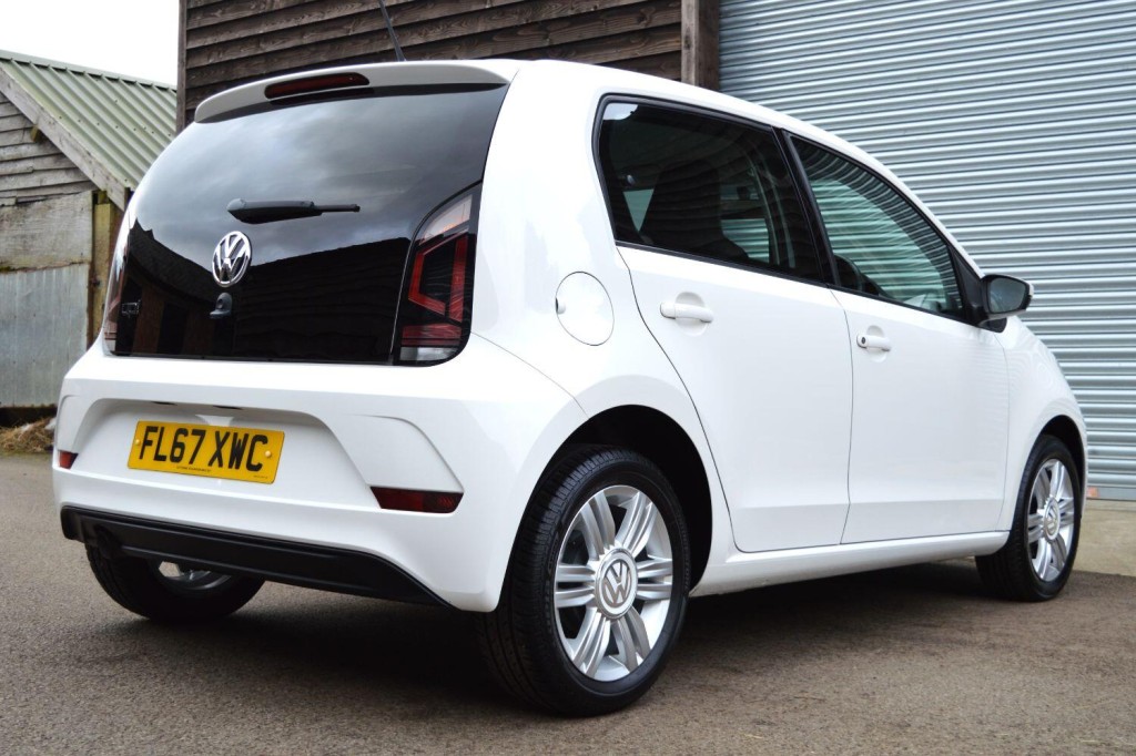 VOLKSWAGEN UP