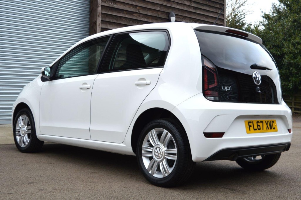 VOLKSWAGEN UP
