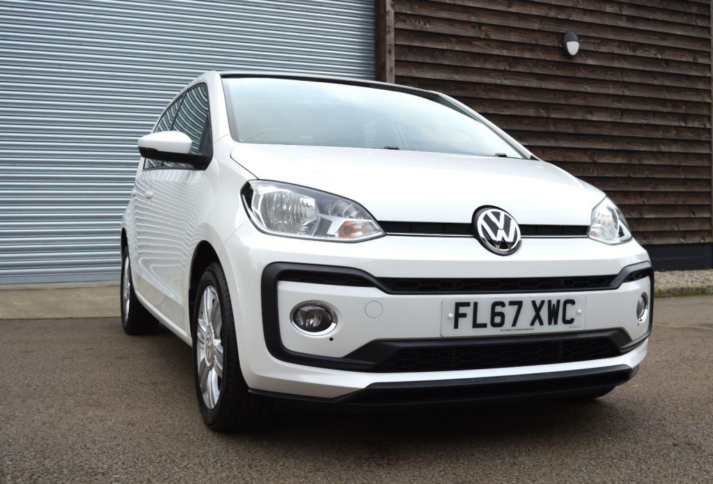 VOLKSWAGEN UP