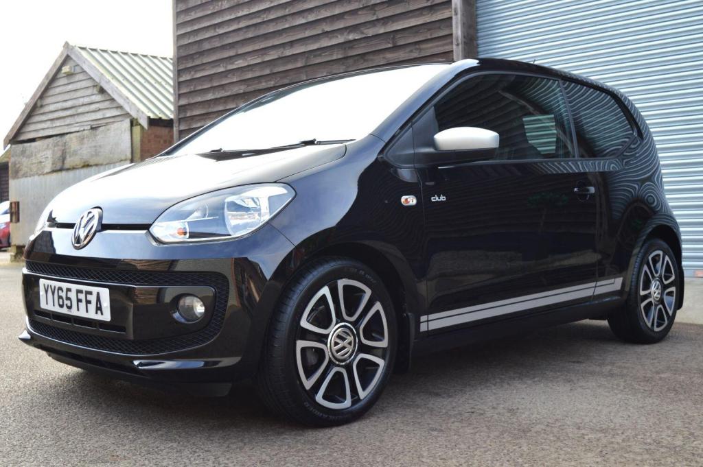 View VOLKSWAGEN UP 1.0 MPI 75 CLUB UP 3 DOOR