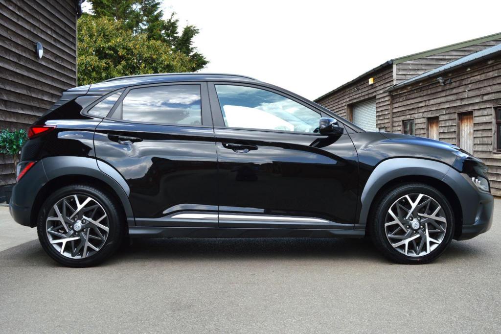 View HYUNDAI KONA 1.6 h-GDi Ultimate 5 door