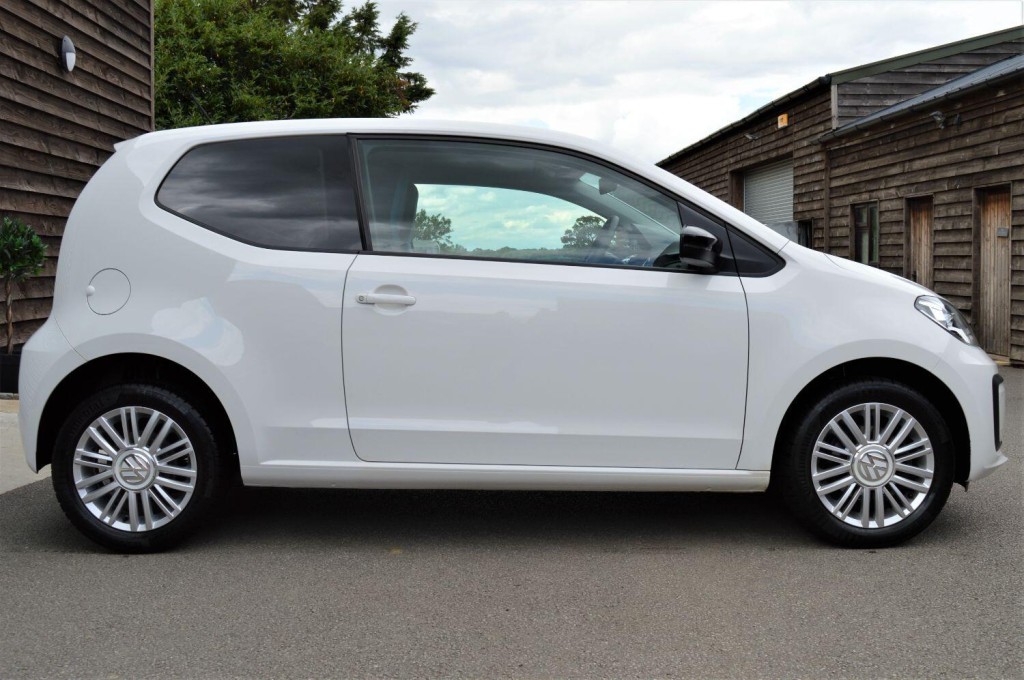 View VOLKSWAGEN UP 1.0 MPI MOVE UP 3 DOOR
