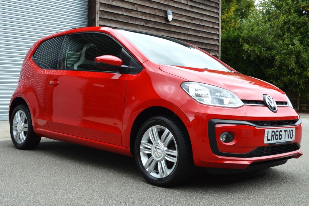View VOLKSWAGEN UP 1.0 MPI 75 ASG HIGH UP 3 DOOR