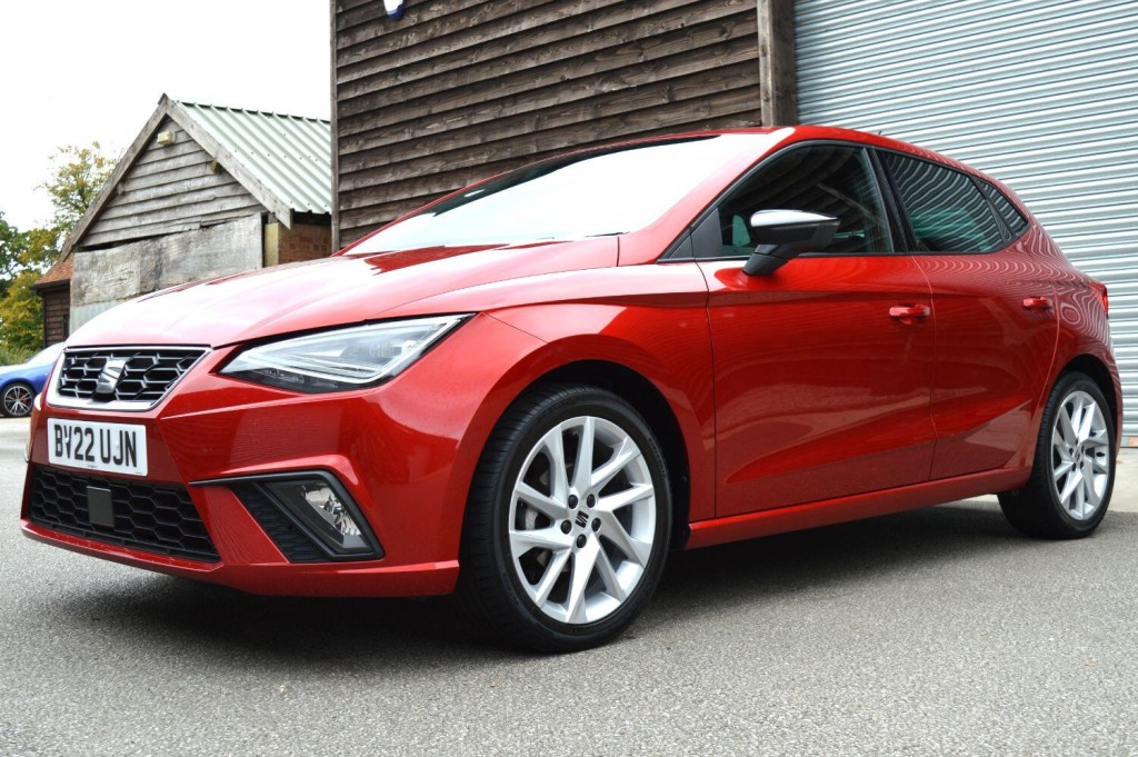 View SEAT IBIZA 1.0 TSI FR 5 DOOR