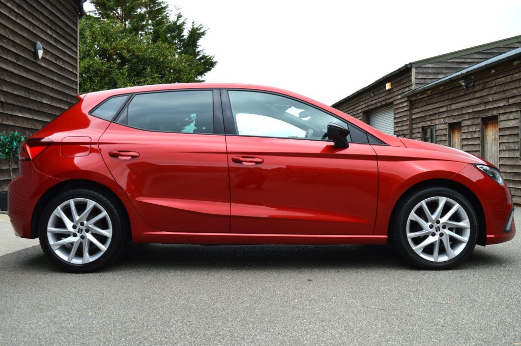 View SEAT IBIZA 1.0 TSI FR 5 DOOR