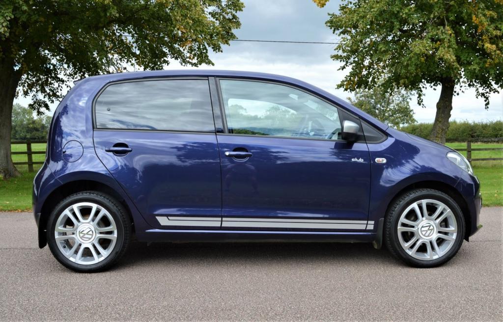 View VOLKSWAGEN UP 1.0 CLUB UP 5 DOOR