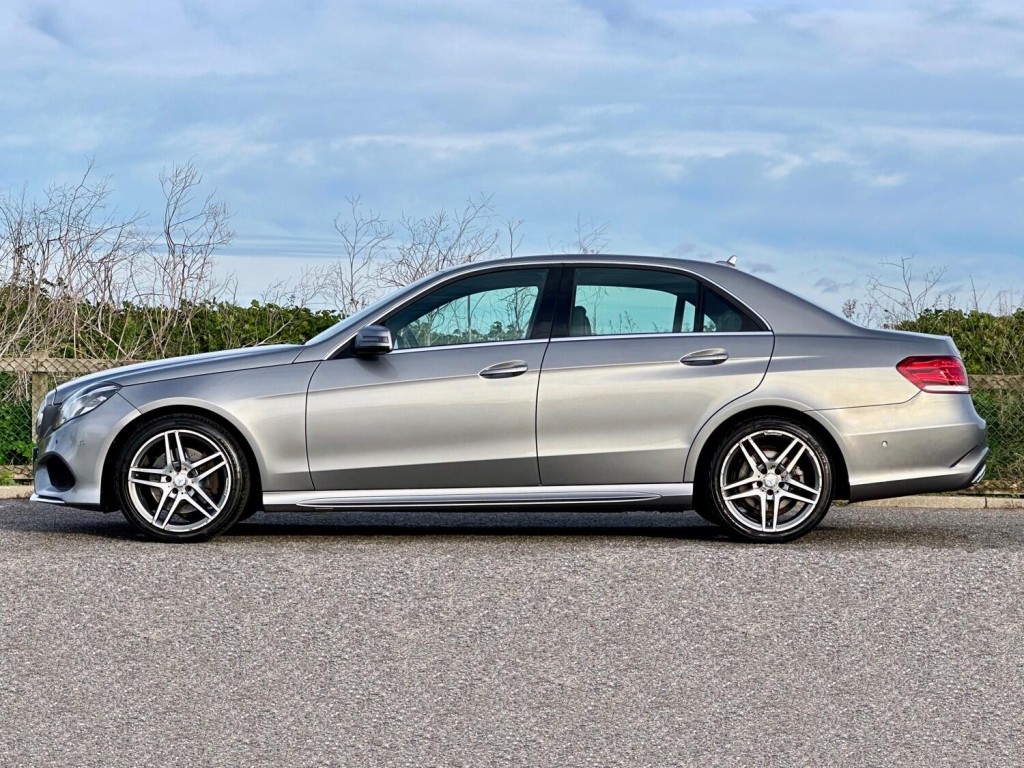 MERCEDES-BENZ E CLASS