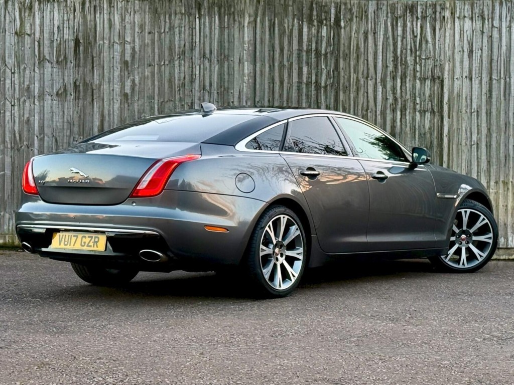 JAGUAR XJ