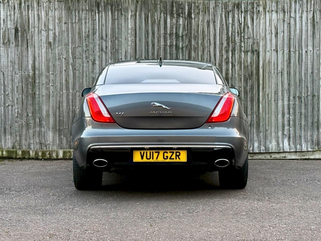 JAGUAR XJ