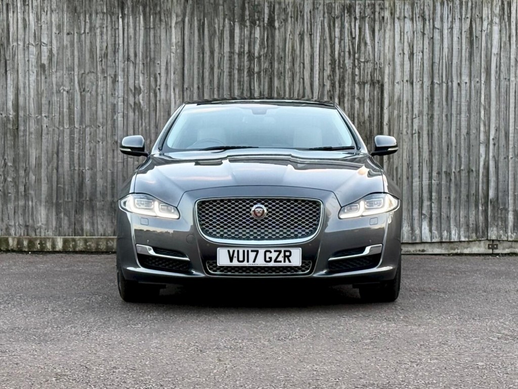 JAGUAR XJ
