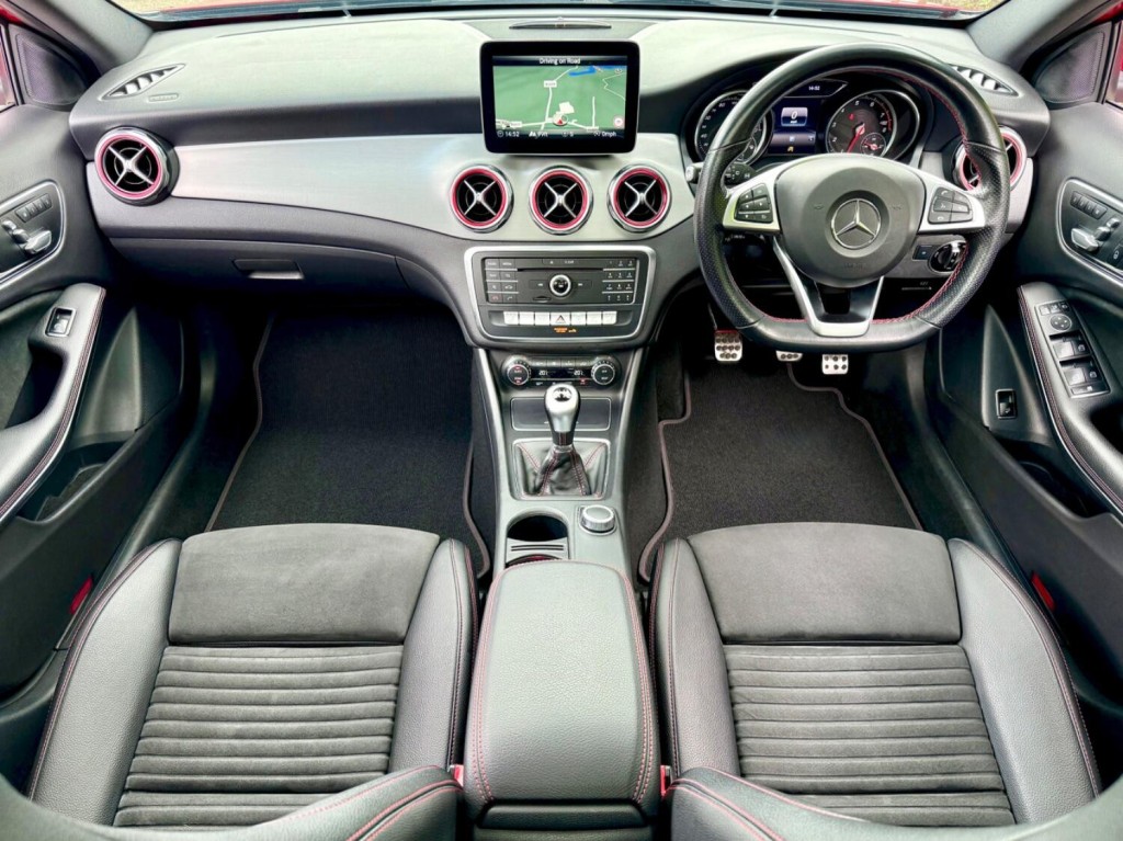 MERCEDES-BENZ GLA CLASS