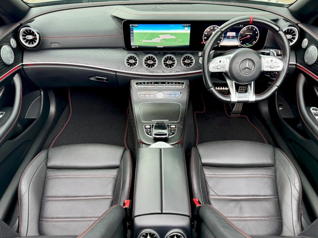 MERCEDES-BENZ E CLASS