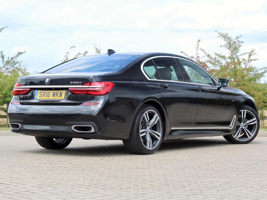 BMW 7 SERIES