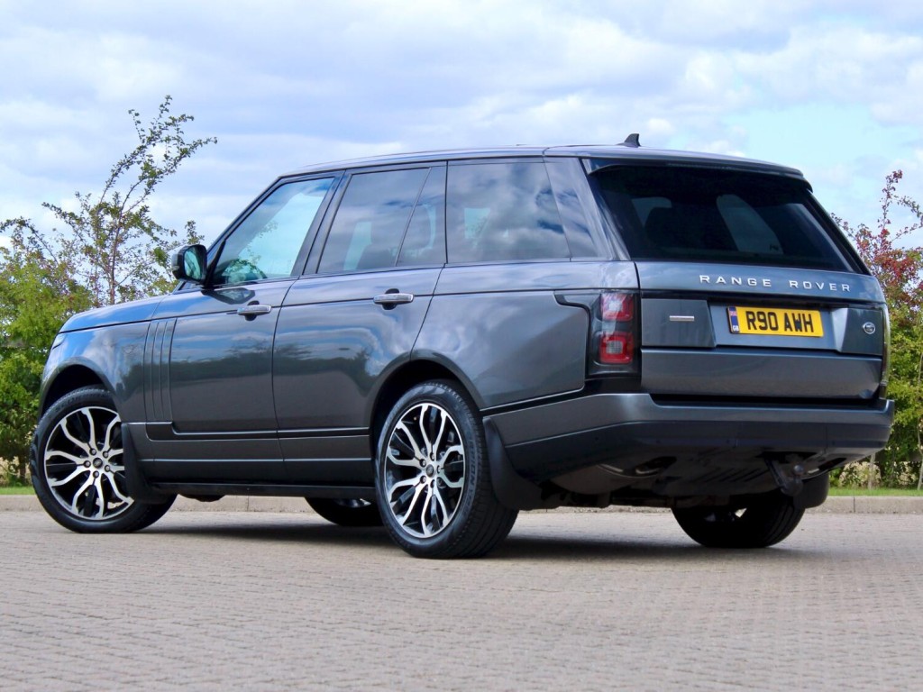 LAND ROVER RANGE ROVER