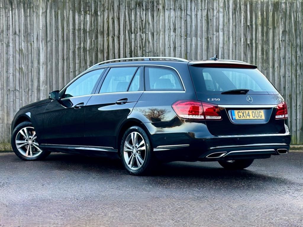 MERCEDES-BENZ E CLASS