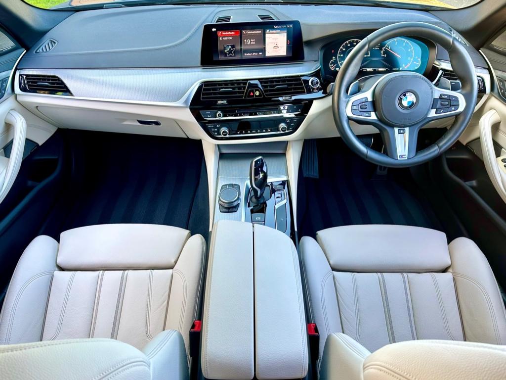 BMW 5 SERIES