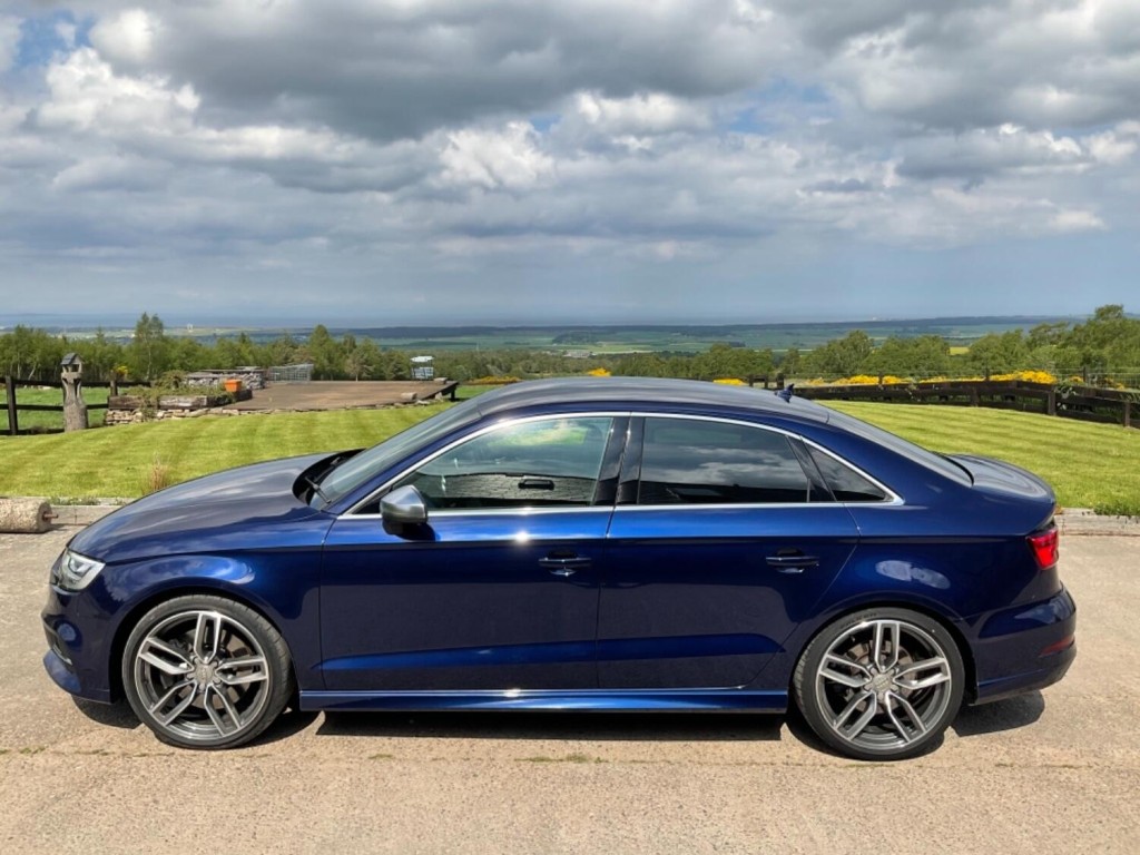 AUDI S3