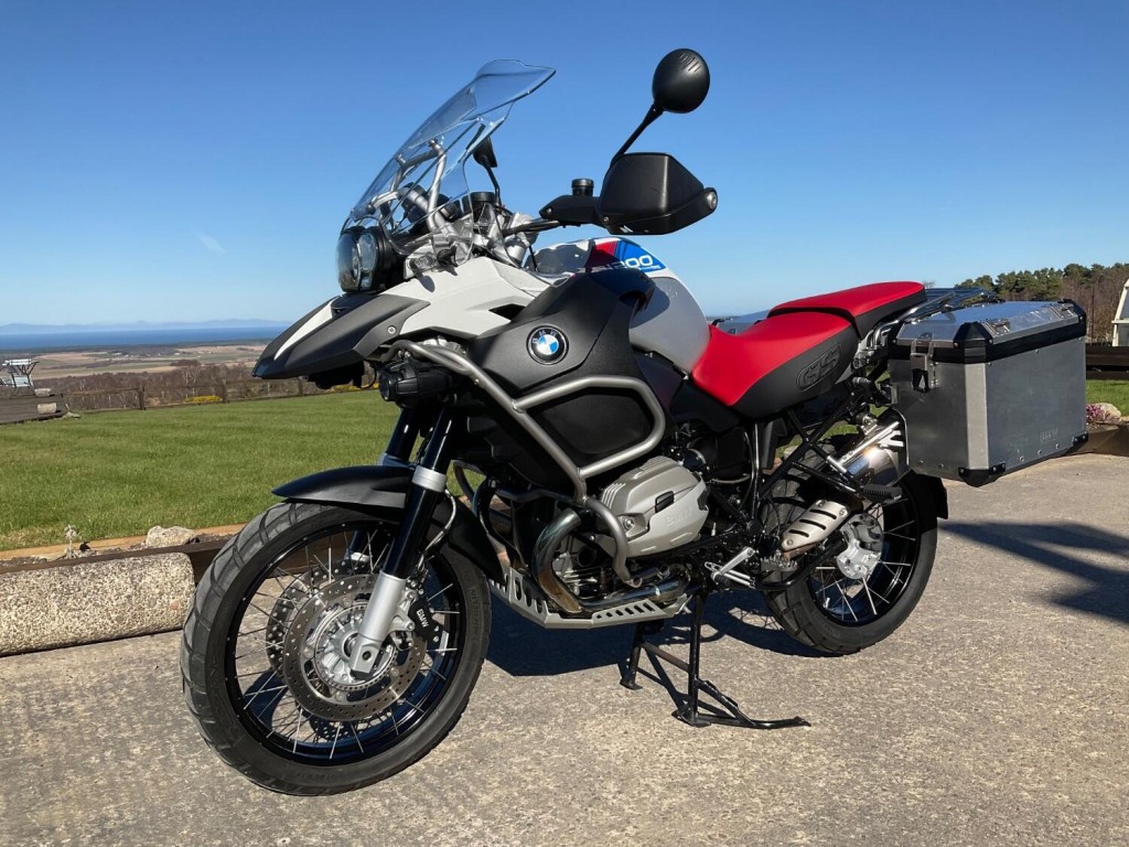 View BMW R1200GS Adventure Motorrad 30th Anniversary Special Edition - TU
