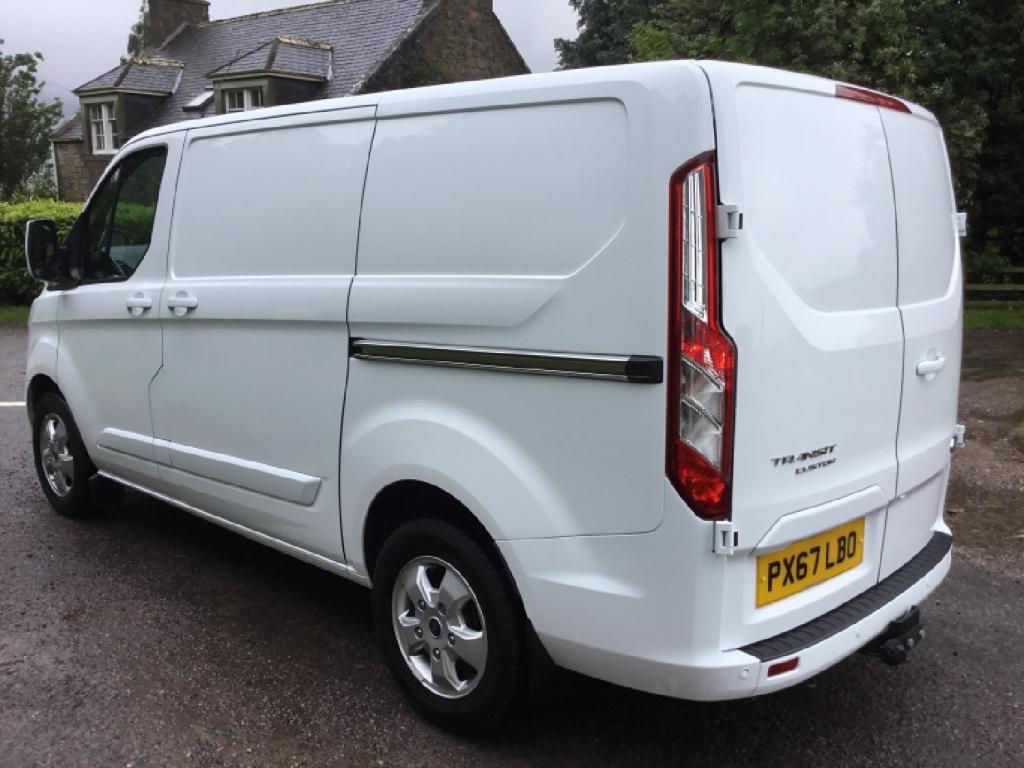 View FORD TRANSIT CUSTOM LIMITED 2.0ltr TDCi 130ps L1H1 SWB 270 PANEL VAN