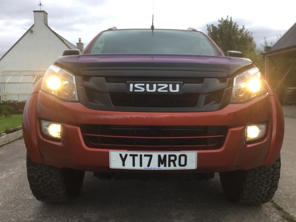 ISUZU D-MAX