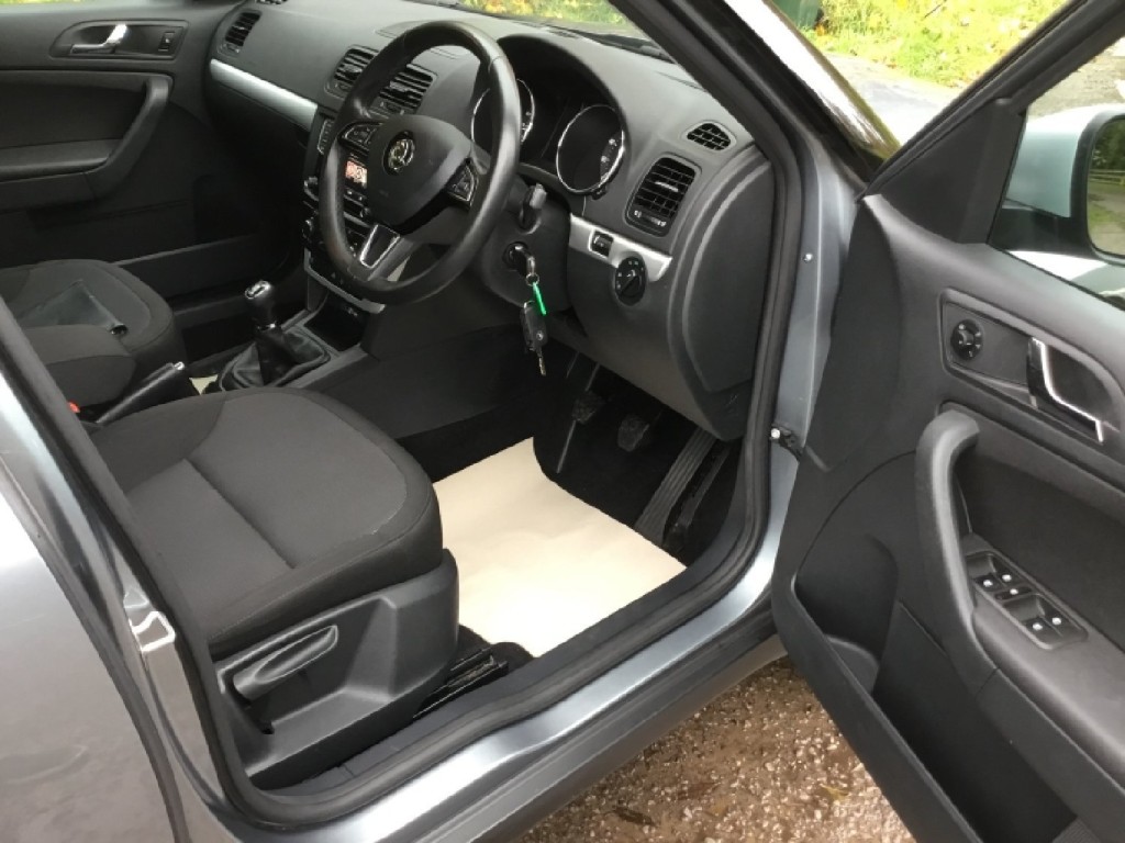 SKODA YETI