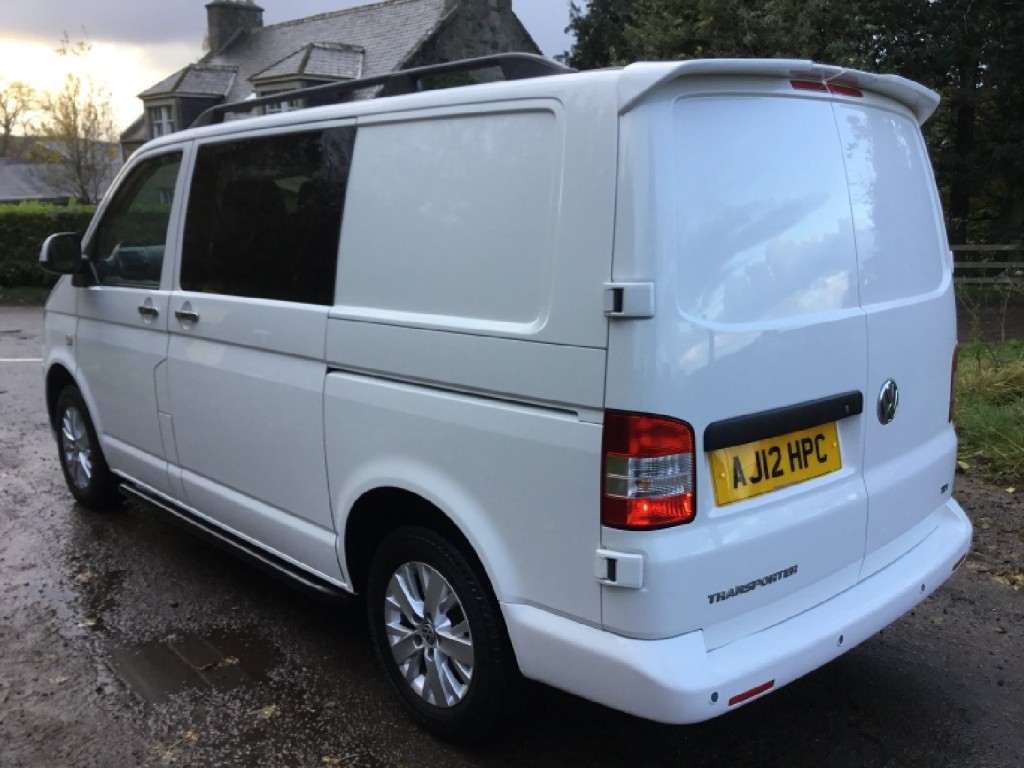 VOLKSWAGEN TRANSPORTER