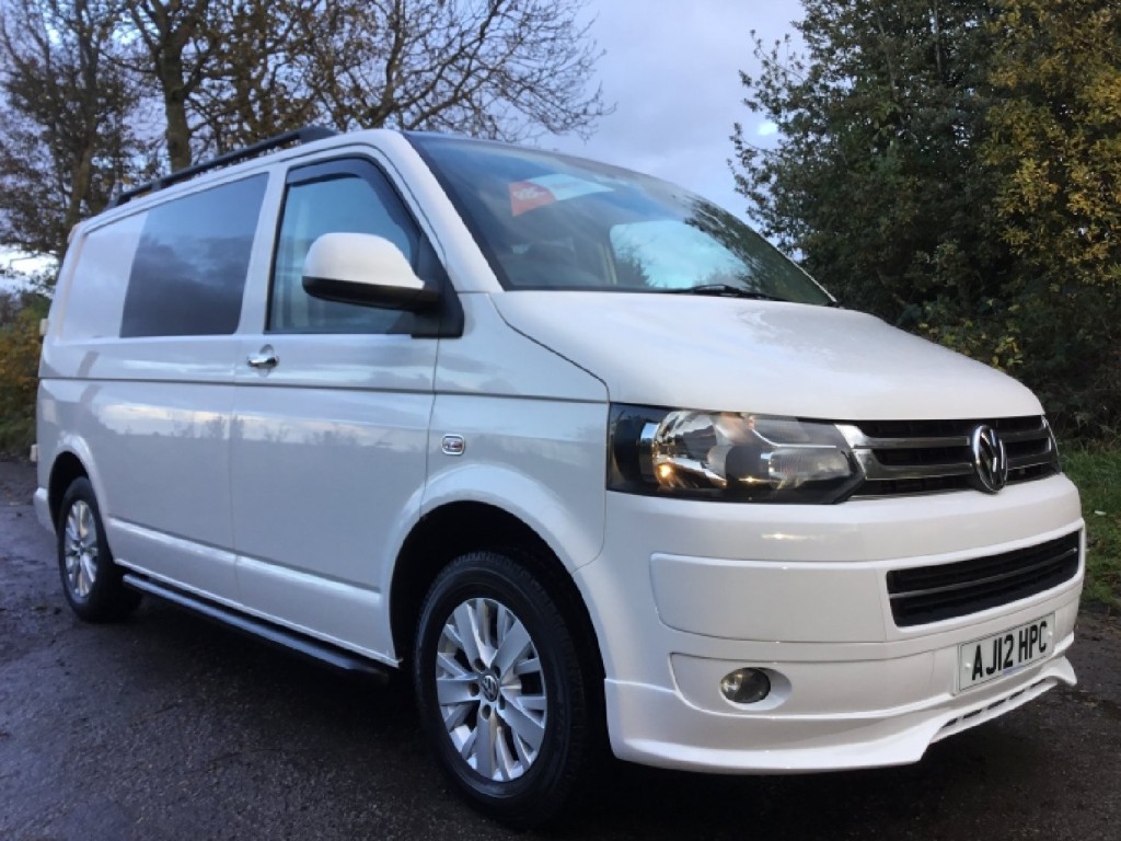 View VOLKSWAGEN TRANSPORTER 2.0ltr TDi T5.1 KOMBI 6 SEATER SWB CREW VAN